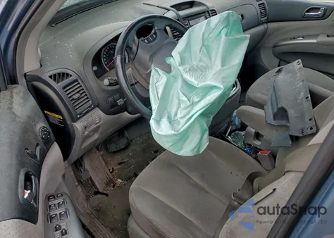 2007 Hyundai Entourage Gls z USA, uszkodzony, nr VIN KNDMC233976025920